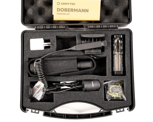 Фонарь с комплектом Armytek Dobermann Hunting Kit XP-L HI 1050 lm Фонарь с комплектом Armytek Dobermann Hunting Kit XP-L HI 1050 lm