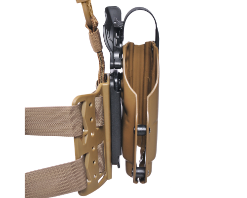 Тактическая пластиковая кобура для Глок 17, Sig Sauer с фонарём WRS Level II Duty Holster w/Tac-light Blade-Tech Тактическая пластиковая кобура для Глок 17, Sig Sauer с фонарём WRS Level II Duty Holster w/Tac-light Blade-Tech